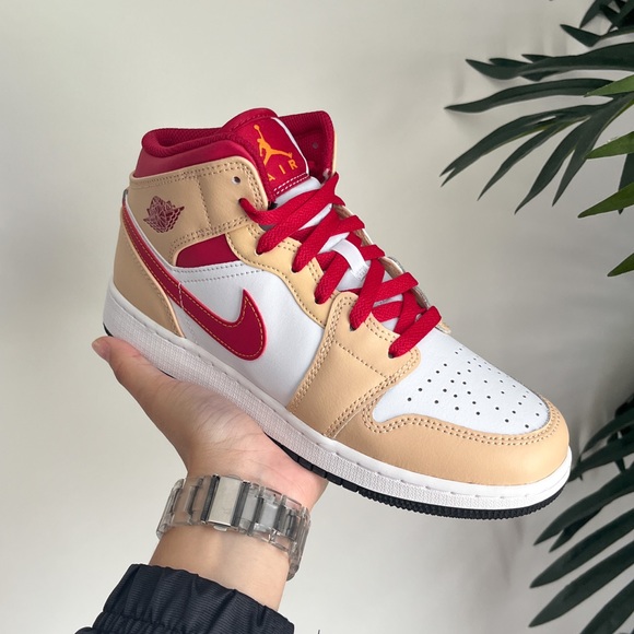 Jordan 1 mid - Picture 5 of 8